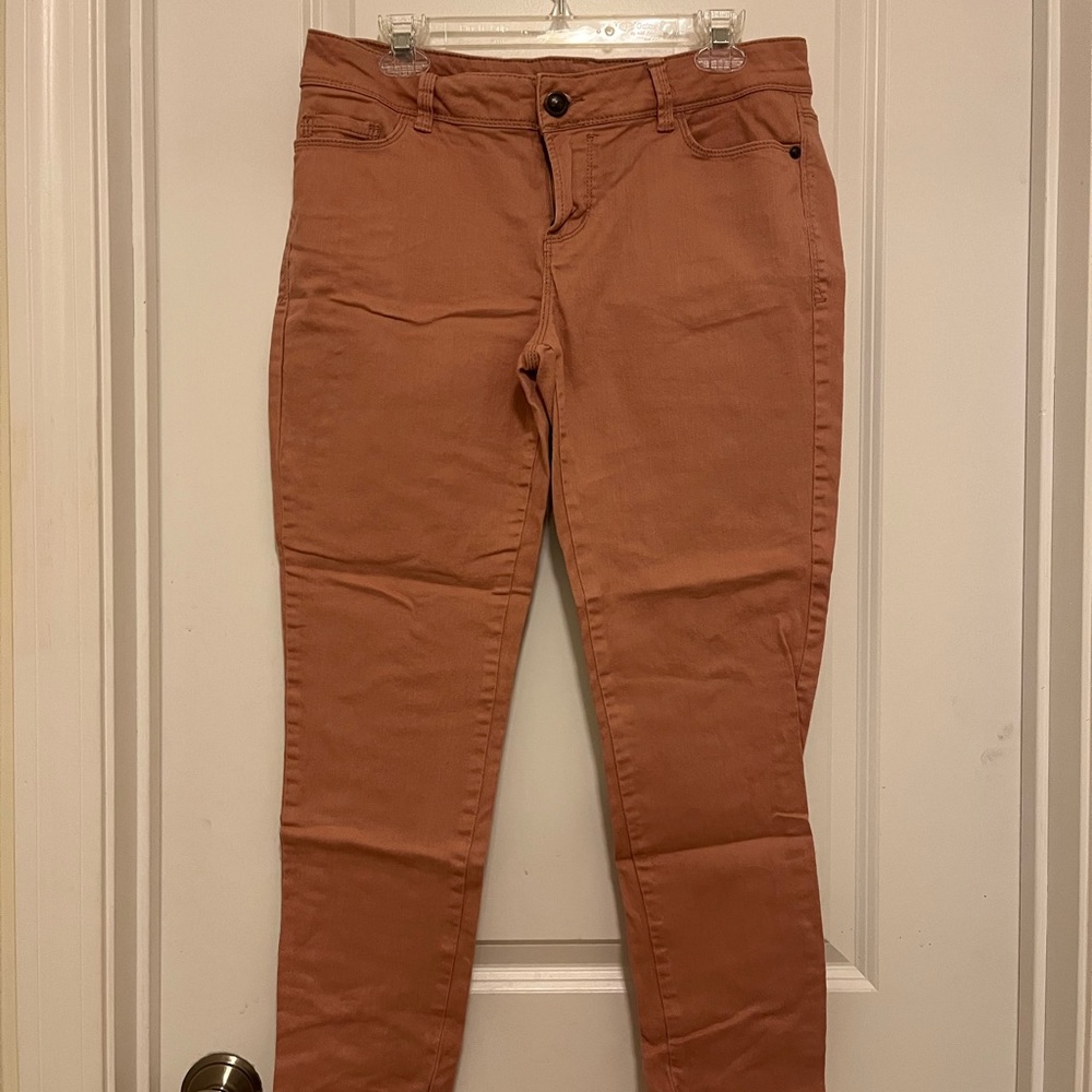 Mauve pants